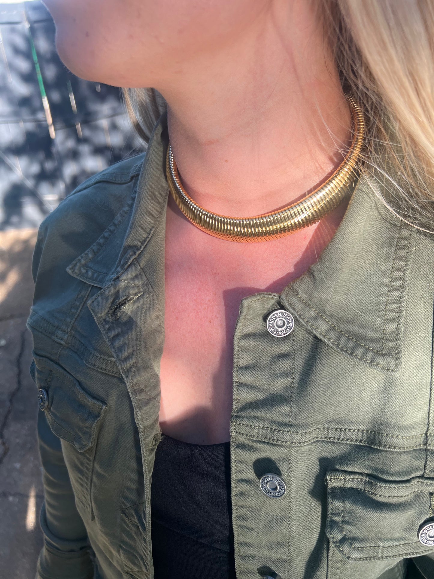 N. Ribbed Choker