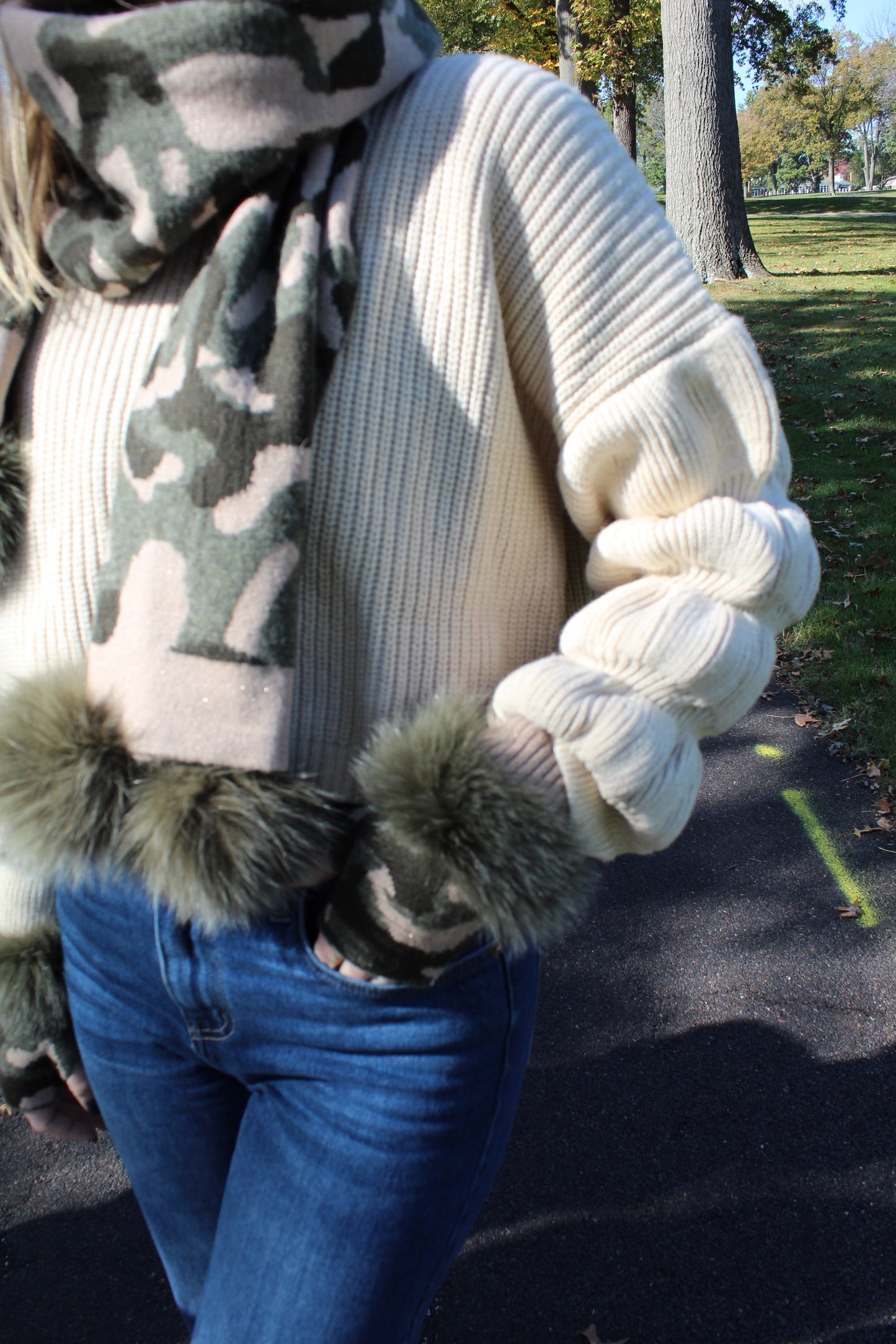 Detailed Mock Sweater (2 colors)