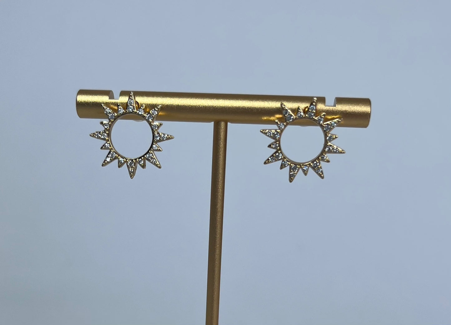 E. Sun Ray Studs