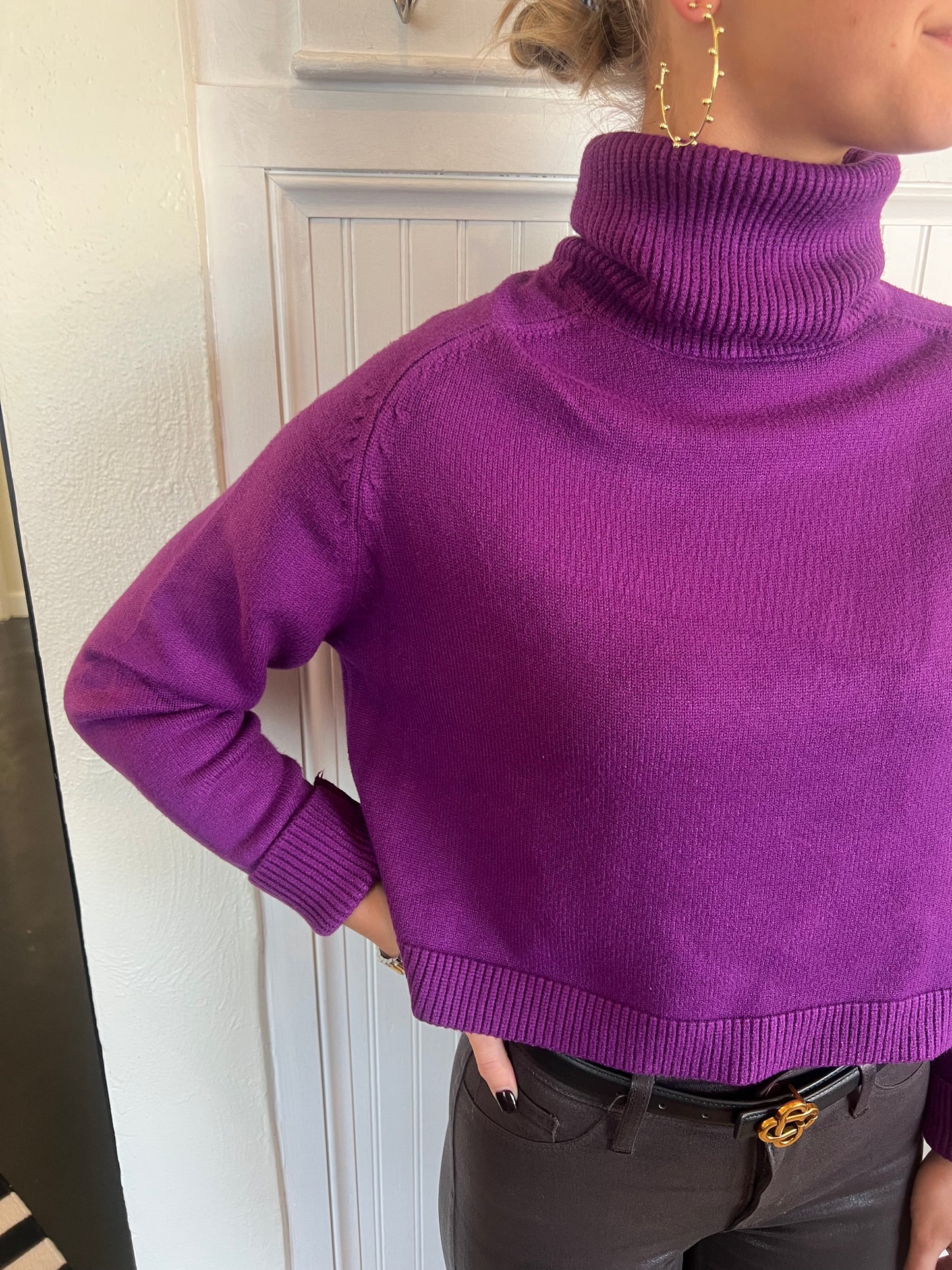 Cropped Sweater (2 colors)