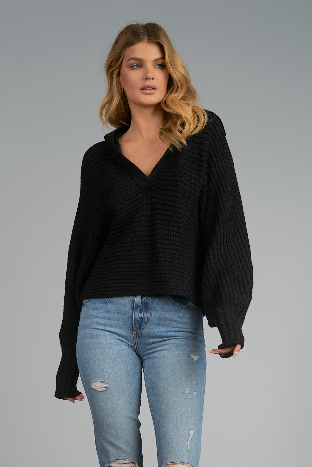 Open Collar Sweater (Black)