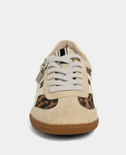 Sasha Sneaker