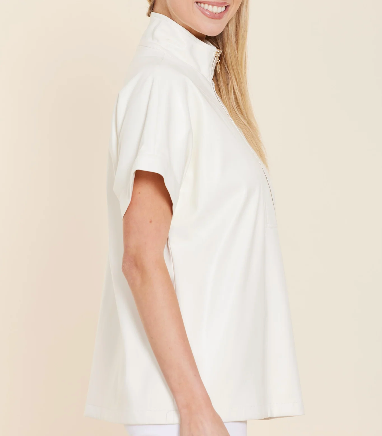 VL Zip-Up Crème Top