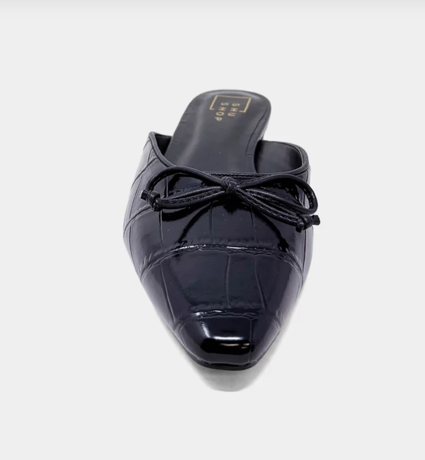 Black Croc Shoe