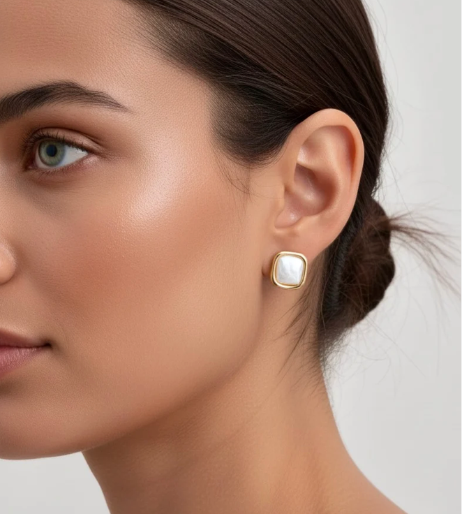 E. Oceans Apart Studs