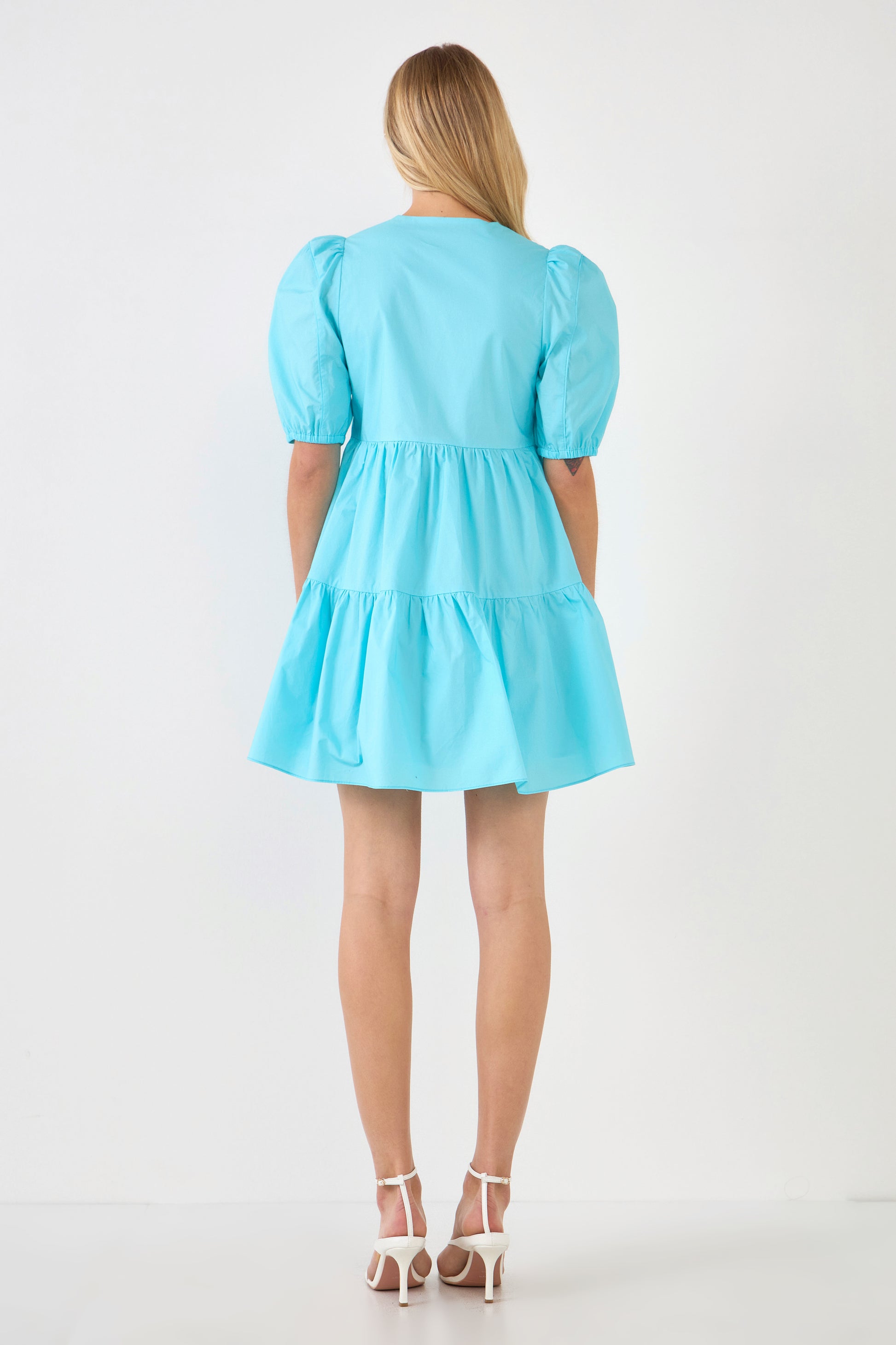 front closure puffy sleeve dress